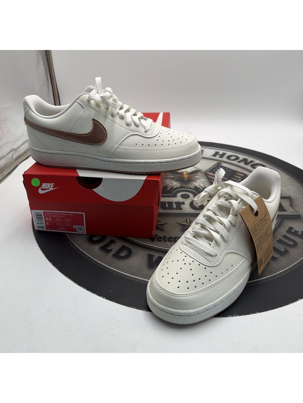 Woman's Sneakers & Athletic Shoes Nike Court Vision Low Next Nature Size 9.5